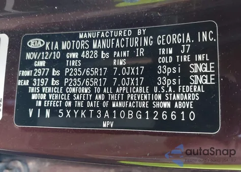 2011 Kia Sorento Lx z USA, uszkodzony, nr VIN 5XYKT3A10BG126610